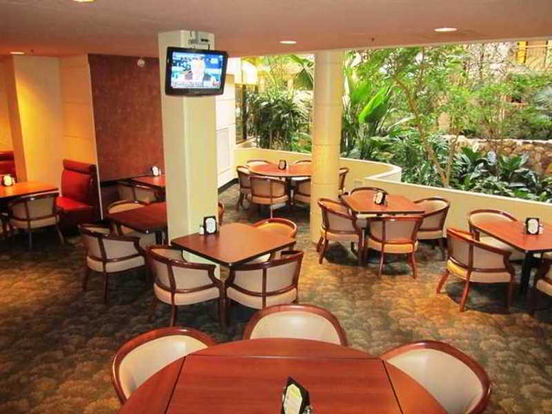 Embassy Suites By Hilton Richmond Dumbarton Restoran gambar